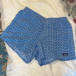 nwot women’s patagonia shorts